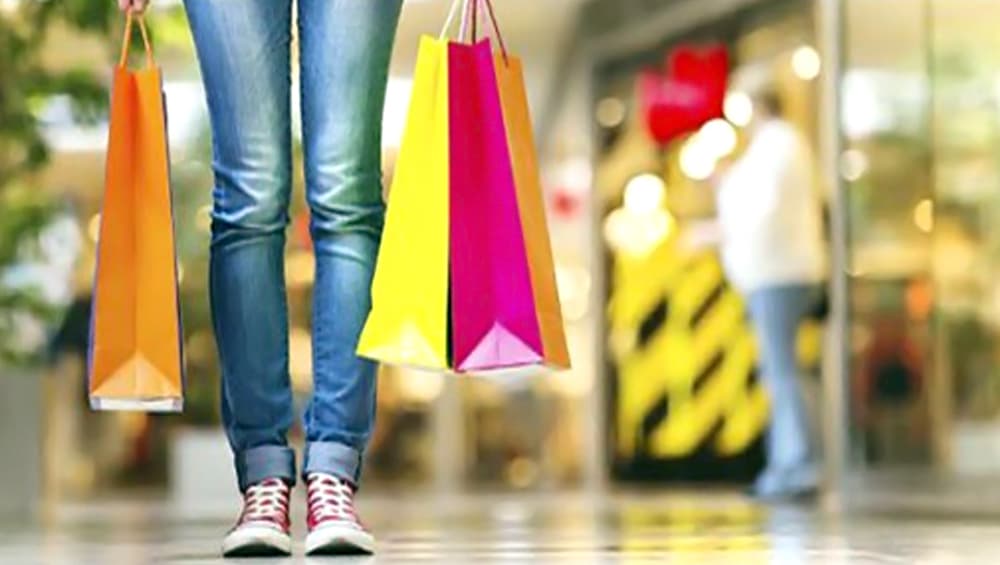 इस दिन भूलकर भी न करें Shopping,जानें कौन सा दिन होता है शुभ