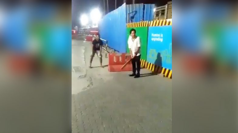क्रिकेट से संन्यास लेने के बाद मास्टर ब्लास्टर ने यहां की बल्लेबाजी, देखें Video