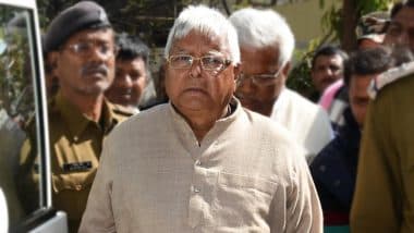 Lalu Prasad Yadav Birthday: लालू प्रसाद यादव ने 73वें जन्मदिन पर न्यायिक हिरासत में केक काटकर मनाया जन्मदिन