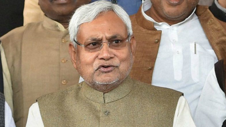 नोटबंदी को लेकर बैंकों के कामकाज पर नीतीश कुमार ने उठाये कई सवाल