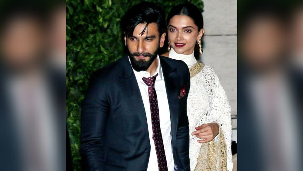दीपिका पादुकोण से शादी के बाद उन्हीं के घर में रहेंगे रणवीर सिंह, सामने आई बड़ी वजह दीपिका पादुकोण से शादी के बाद उन्हीं के घर में रहेंगे रणवीर सिंह, सामने आई बड़ी वजह