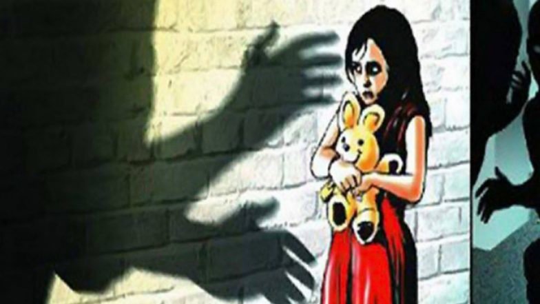 यूपी: हमीरपुर में नाबालिग लड़की का अपहरण कर 18 दिनों तक सामूहिक दुष्कर्म