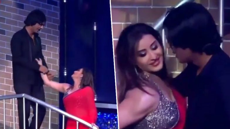 शिल्पा शिंदे ने सुनील ग्रोवर संग किया रोमांस, VIDEO ने लगाई इंटरनेट पर  आग