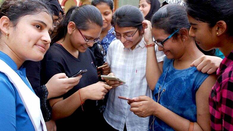 सीबीएसई 12वीं कंपार्टमेंटल परीक्षा का रिजल्ट जारी, cbseresults.nic.in पर ऐसे चेक करें नतीजे सीबीएसई 12वीं कंपार्टमेंटल परीक्षा का रिजल्ट जारी, cbseresults.nic.in पर ऐसे चेक करें नतीजे