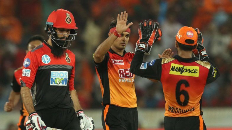 IPL 2018: विराट की टीम रोमांचक मैच में हारी, हैदराबाद प्लेऑफ में पहुंचने वाली पहली टीम बनी