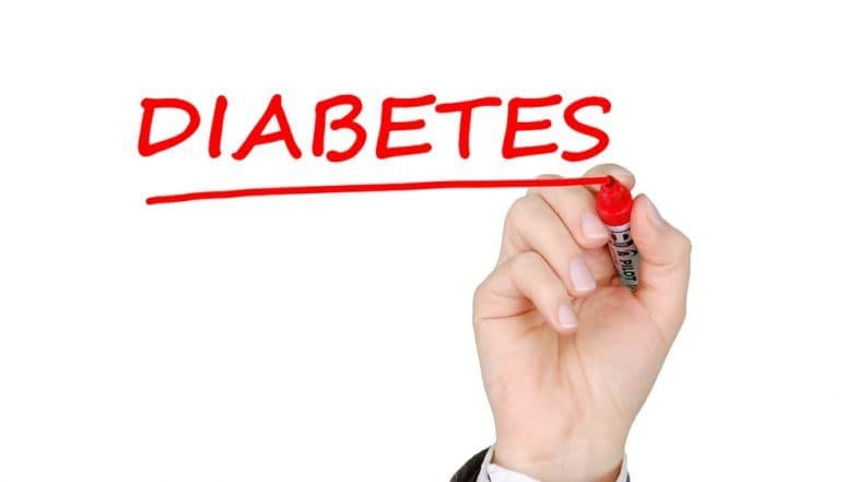 World Diabetes Day 2019: डायबिटीज के मरीजों के लिए बेहद फायदेमंद है ये चीजें, रोजाना करें इन सुपरफूड्स का सेवन World Diabetes Day 2019: डायबिटीज के मरीजों के लिए बेहद फायदेमंद है ये चीजें, रोजाना करें इन सुपरफूड्स का सेवन