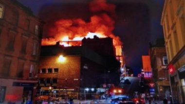 लंदन के ग्लासगो स्कूल ऑफ आर्ट में लगी भीषण आग, बचाव कार्य जारी