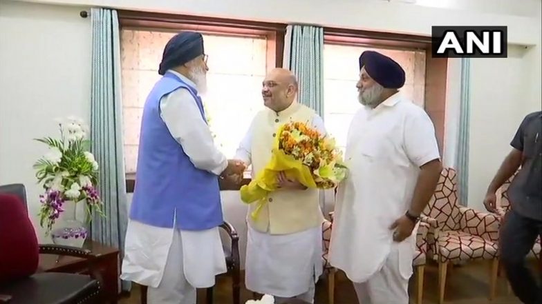 उद्धव के बाद अब प्रकाश सिंह बादल से मिले बीजेपी अध्यक्ष अमित शाह, 2019 के लोकसभा चुनाव पर हुई चर्चा