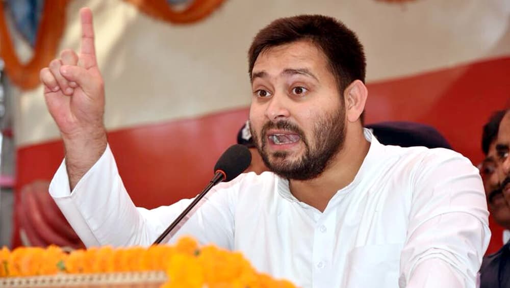 नीतीश को लेकर तेजस्वी यादव का यह बयान अगर सच साबित हुआ तो बिहार की राजनीति में होगा बड़ा उलटफेर नीतीश को लेकर तेजस्वी यादव का यह बयान अगर सच साबित हुआ तो बिहार की राजनीति में होगा बड़ा उलटफेर