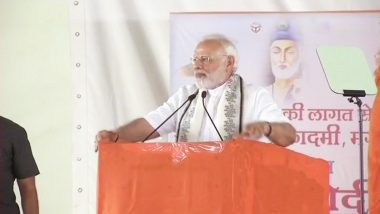 संत कबीर की नगरी मगहर से PM मोदी ने साधा विपक्ष पर निशाना, कहा- राजनीति के लिए देश में फैलाना चाहते हैं अशांति