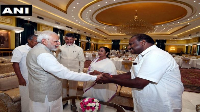 केजरीवाल-LG विवाद: पीएम मोदी से ममता समेत 4 सीएम ने की मामला सुलझाने की अपील