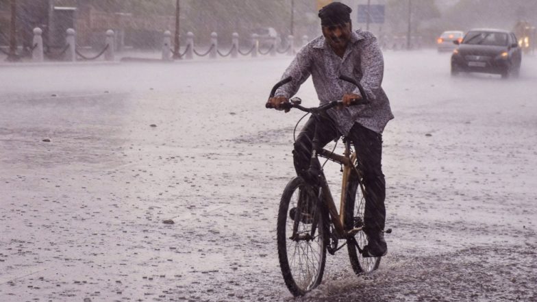 केरल, कर्नाटक, गोवा में भारी बारिश की संभावना, मौसम विभाग ने जारी की सूचना