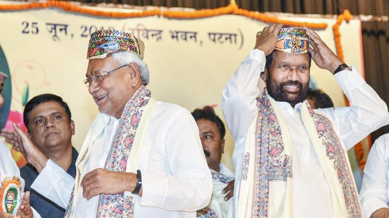2019 में नीतीश कुमार नहीं छोड़ेंगे PM मोदी का साथ, राम विलास पासवान ने किया दावा