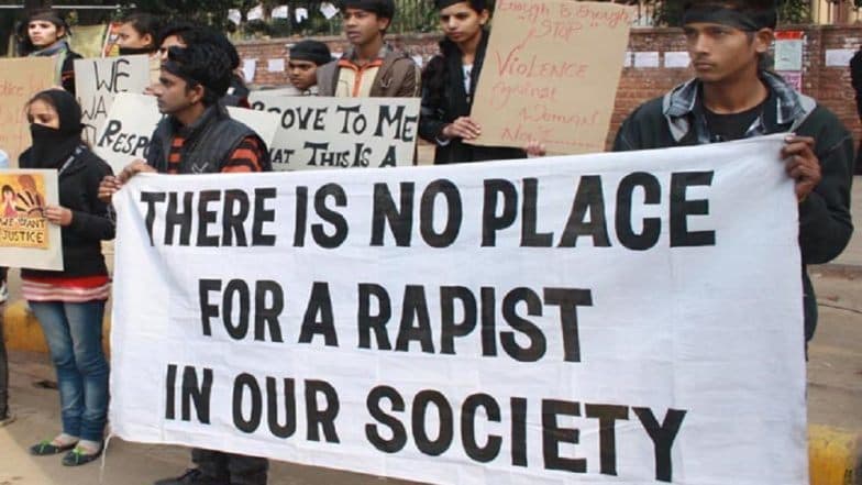 Nirbhaya Gangrape Case: हाई कोर्ट से दोषी मुकेश को नहीं मिली राहत, डेथ वारंट पर रोक लगाने से किया इनकार Nirbhaya Gangrape Case: हाई कोर्ट से दोषी मुकेश को नहीं मिली राहत, डेथ वारंट पर रोक लगाने से किया इनकार