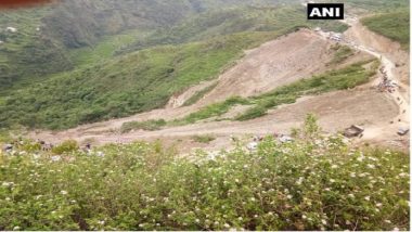 उत्तराखंड: 250 मीटर गहरे खाई में गिरी बस, 13 लोगों की मौत, 9 घायल