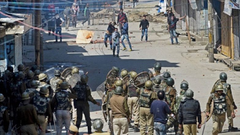 कश्मीर: 15 युवकों के चलते टेंशन में घाटी के आतंकवादी, बड़ी कार्रवाई का डर
