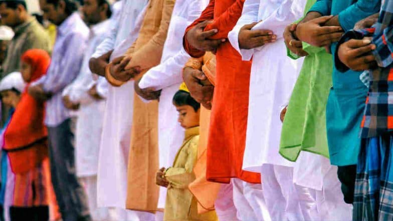 Rabi-ul-Awwal 2019: जानें कब शुरू होगा रबी उल अव्वल का पवित्र महिना और कब है ईद-ए-मिलाद-उन-नबी Rabi-ul-Awwal 2019: जानें कब शुरू होगा रबी उल अव्वल का पवित्र महिना और कब है ईद-ए-मिलाद-उन-नबी