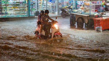 चीन : तूफानी बारिश के मद्देनजर येलो अलर्ट जारी