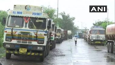 ट्रक ऑपरेटरों की हड़ताल 5वें दिन भी जारी, आम आदमी की बढ़ेगी मुश्किलें.. 1000 करोड़ का हुआ नुकसान