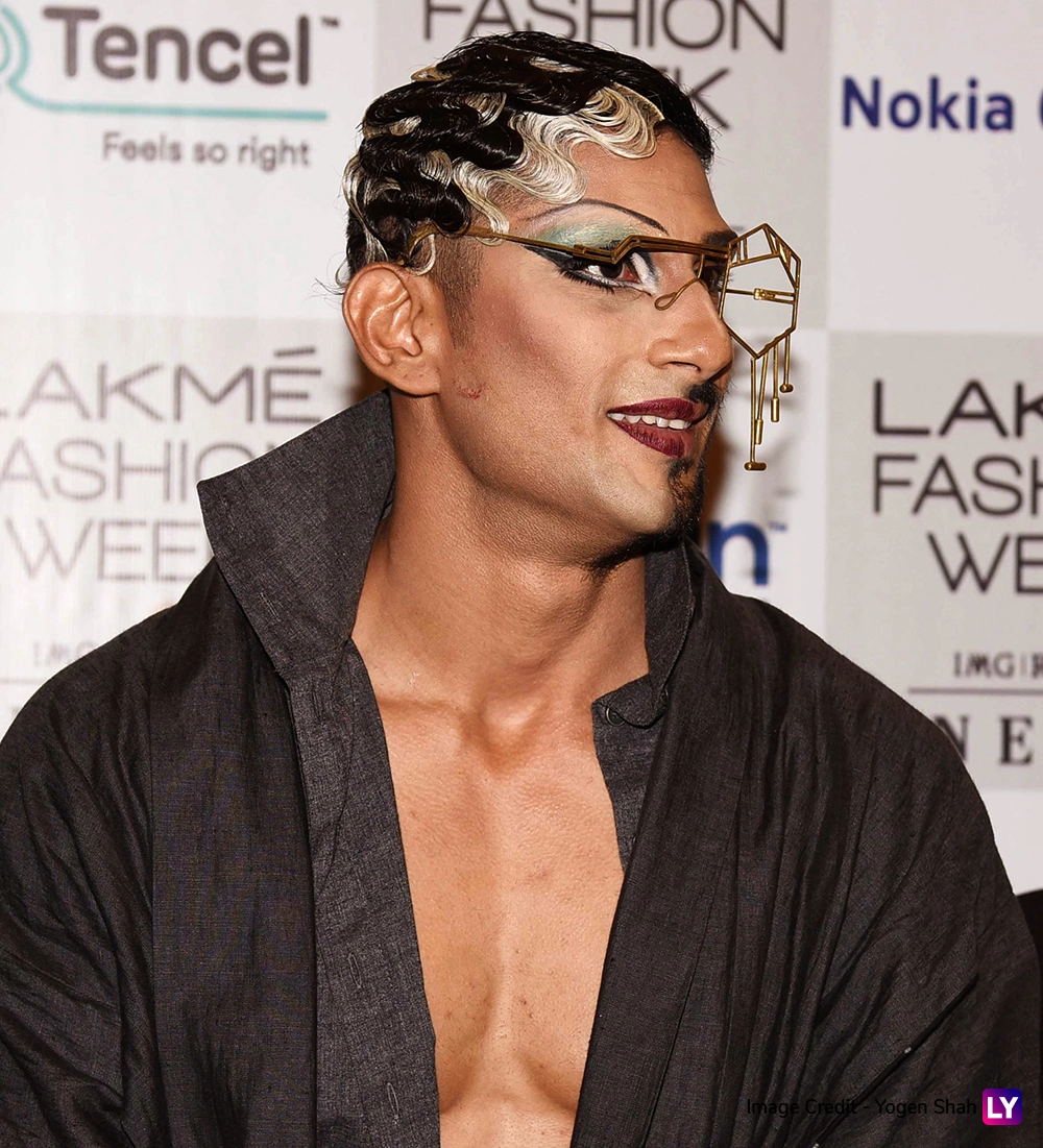 अपने इस स्टाइल से प्रतीक ने इस बात के संकेत भी दे दिए कि बॉलीवुड में अब वो शानदार कमबैक करने को तैयार हैं 