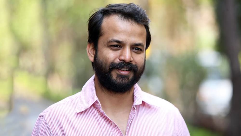 AAP को लगा एक और बड़ा झटका, आशुतोष के बाद अब आशीष खेतान ने भी छोड़ा केजरीवाल का साथ