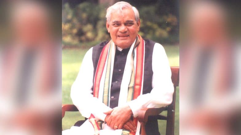 कारगिल के दौरान वाजपेयी ने वायुसेना को नियंत्रण रेखा पार करने की अनुमति नहीं दी थी: पूर्व वायुसेना प्रमुख कारगिल के दौरान वाजपेयी ने वायुसेना को नियंत्रण रेखा पार करने की अनुमति नहीं दी थी: पूर्व वायुसेना प्रमुख