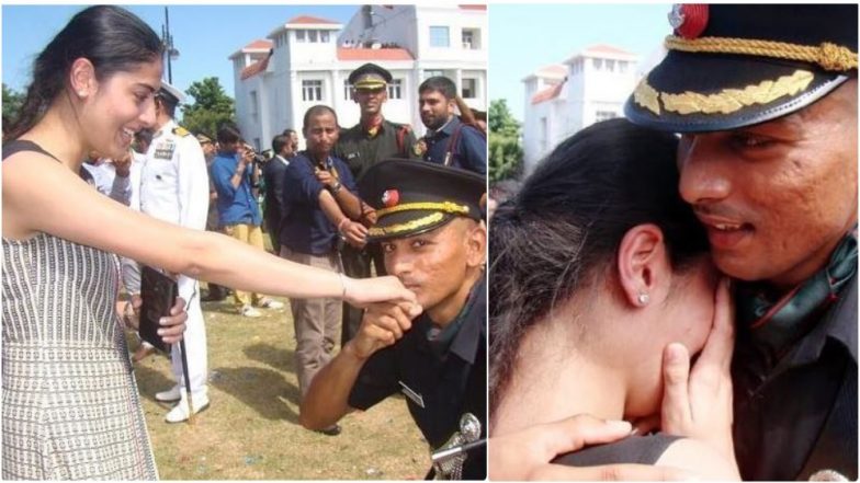 पासिंग आउट परेड सेरेमनी में घुटनों के बल बैठकर आर्मी ऑफिसर ने किया प्यार का इजहार, खुशी से रोई गर्लफ्रेंड