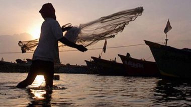 गुजरात तट से BSF ने पाकिस्तानी मछुआरे को किया गिरफ्तार