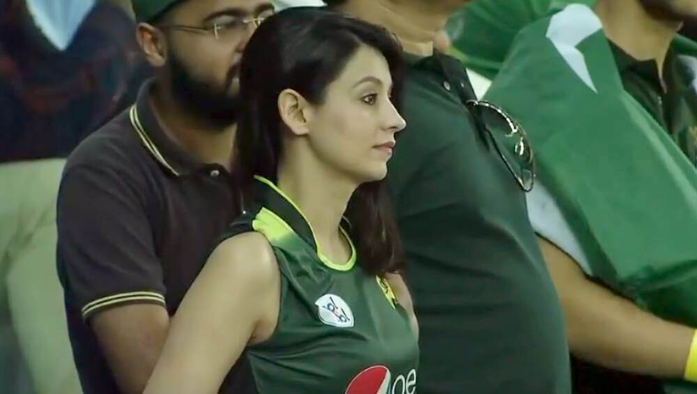Asia Cup 2018: पाकिस्तान तो मैच हारा मगर इस लड़की ने जीते कई लोगों के दिल