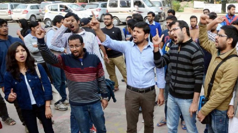 JNU राजद्रोह मामला: अदालत ने दिल्ली पुलिस से मांगी स्टेटस रिपोर्ट
