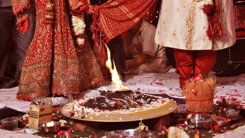 दिल्ली: दूल्हा बारात लेकर पहुंचा देरी से, लड़की वालों ने गेट किया लॉक, दुल्हन ने रचाई किसी और से शादी
