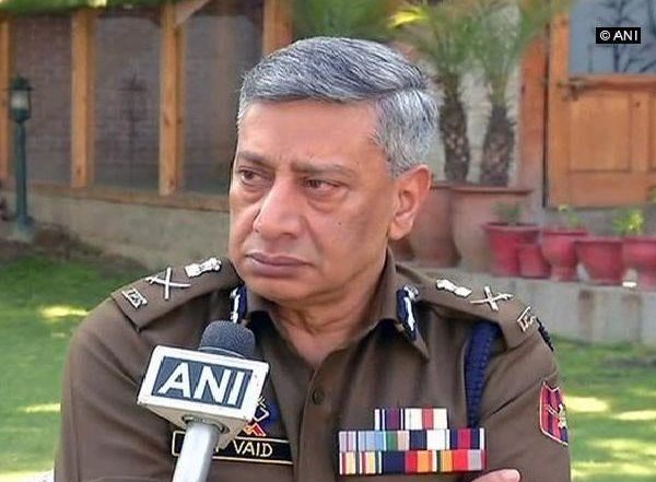 जम्मू-कश्मीर के DGP एसपी वैद का तबादला, दिलबाग सिंह कोे अतिरिक्त कार्यभार