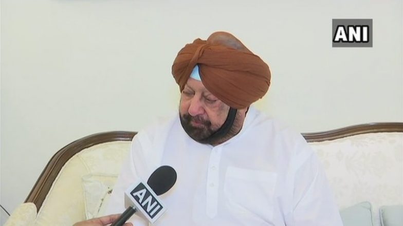 अमृतसर ब्लास्ट: CM अमरिंदर सिंह के लिए घटनास्थल पर बिछाया गया रेड कार्पेट, विवाद बढ़ने पर हटाया
