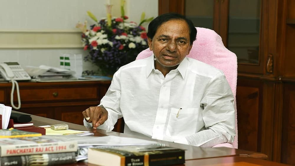 क्या चुनावों के बाद बनेगा तीसरा मोर्चा? KCR और पिनरई विजयन की मुलाकात के बाद कयास तेज