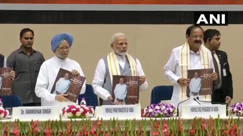 उपराष्ट्रपति नायडू की पुस्तक विमोचन, मनमोहन ने की शायरी और PM मोदी ने पढ़े कसीदे