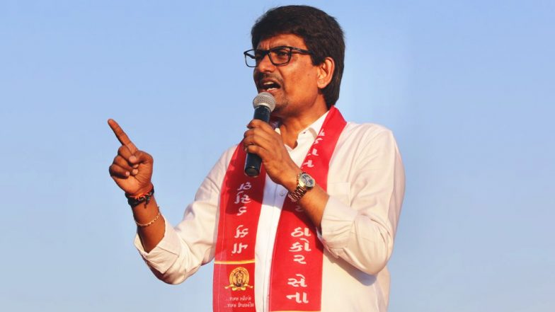 गुजरात हिंसा: MLA अल्पेश ठाकोर भड़काने के आरोपों पर रो पड़े, कहा-  दोषी हूं तो सरकार जेल में डाल दें