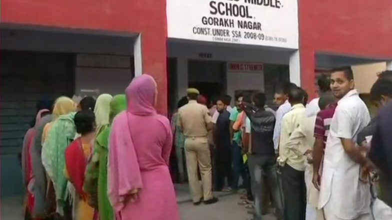 जम्मू-कश्मीर: घाटी में 13 साल बाद निकाय चुनाव, कई हिस्सों में मोबाइल इंटरनेट बंद, सुरक्षा के पुख्ता इंतजाम