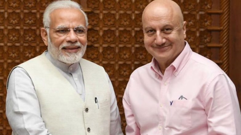 पीएम मोदी से फोन पर बात करना चाहती हैं अनुपम खेर की मां, कहा- चल फोन पे बात करा!