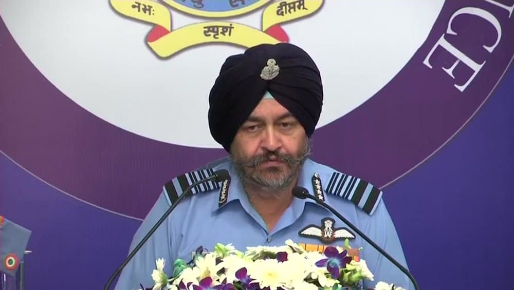 बालाकोट हमले ने सटीक बमबारी कर वायुसेना की क्षमता का किया प्रदर्शन: वायुसेना प्रमुख मार्शल बीएस धनोआ बालाकोट हमले ने सटीक बमबारी कर वायुसेना की क्षमता का किया प्रदर्शन: वायुसेना प्रमुख मार्शल बीएस धनोआ