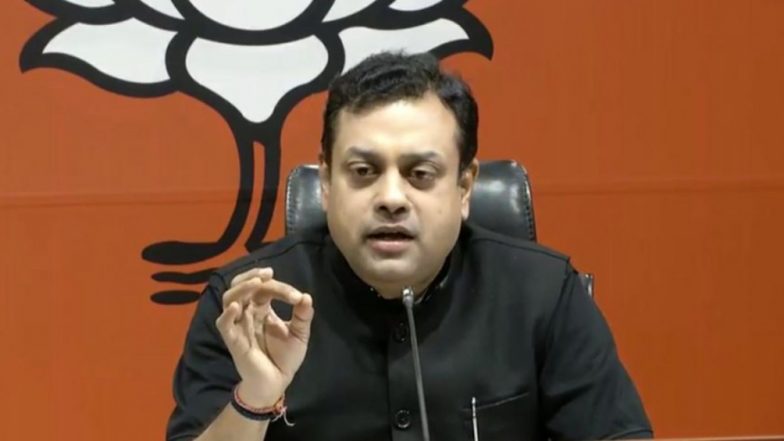नेशनल हेराल्ड केस: संबित पात्रा ने साधा कांग्रेस पर निशाना, कहा- जेल जाने से दो कदम दूर है सोनिया और राहुल गांधी
