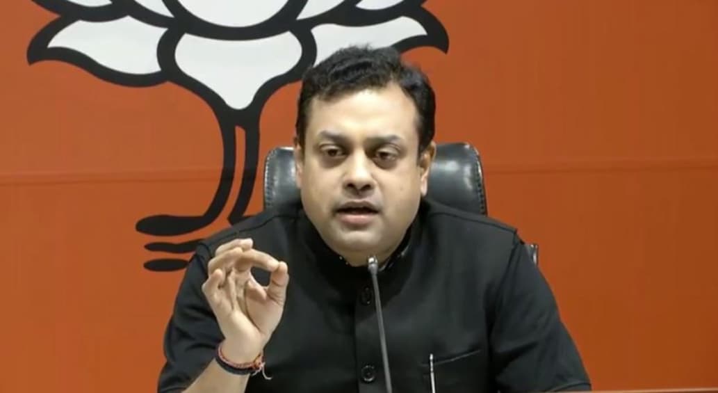 नागरिकता संशोधन कानून पर बवाल: संबित पात्रा बोले- असदुद्दीन ओवैसी हिंदुस्तान के तो AAP नेता अमानतुल्लाह दिल्ली का बनना चाहते हैं जिन्ना नागरिकता संशोधन कानून पर बवाल: संबित पात्रा बोले- असदुद्दीन ओवैसी हिंदुस्तान के तो AAP नेता अमानतुल्लाह दिल्ली का बनना चाहते हैं जिन्ना