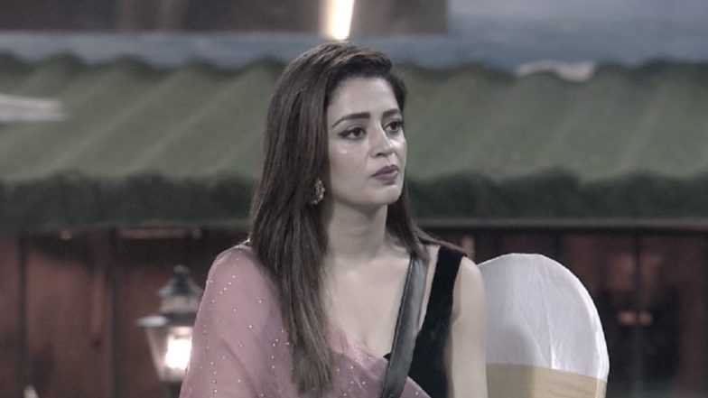 Bigg Boss 12: नेहा पेंडसे हुईं घर से बेघर, श्रीसंत को लेकर जताई नाराजगी, दी ये सलाह