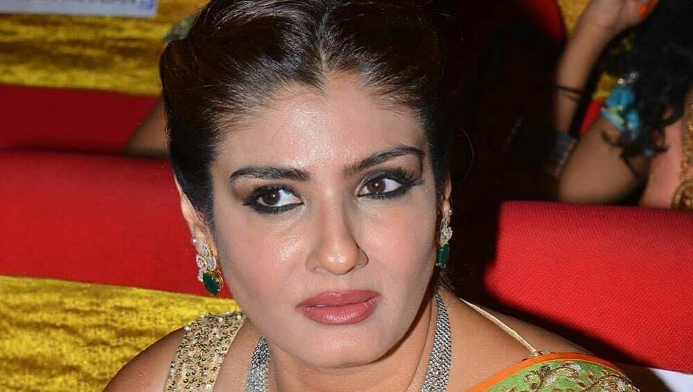 कानूनी पचड़े में फंसी रवीना टंडन, इस वजह से मुजफ्फरपुर में दर्ज हुई FIR