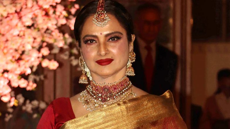 Birthday Special: रेखा को उम्र में 25 साल बड़े इस एक्टर को करना पड़ा था Kiss, 5 मिनट तक चला था सीन