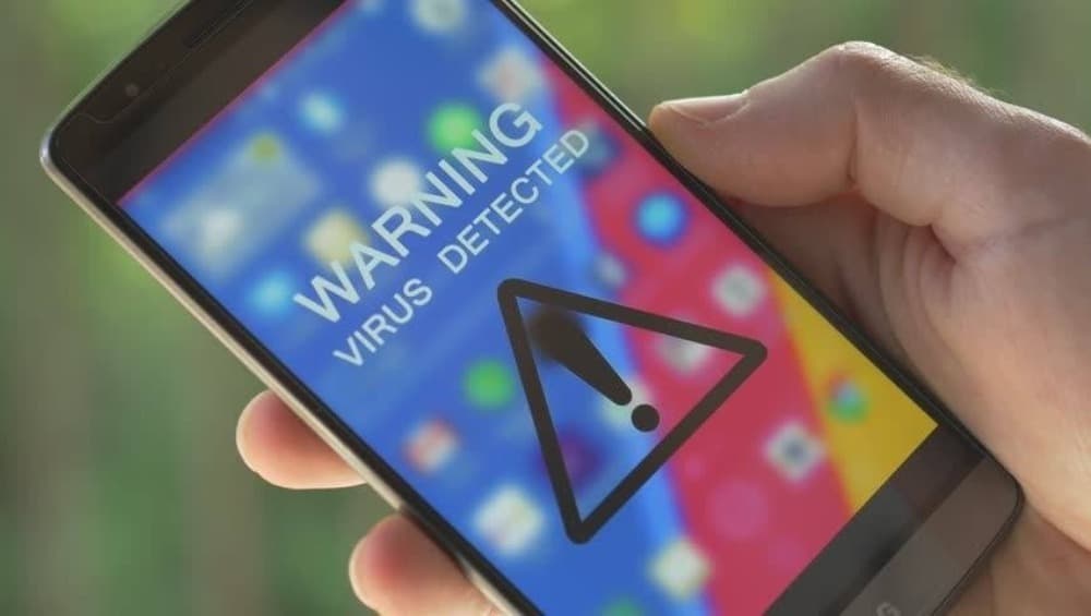 Smartphone से फौरन डिलीट करें ये इमोजी कीबोर्ड ऐप, नहीं तो आपका अकाउंट कर देगा खाली Smartphone से फौरन डिलीट करें ये इमोजी कीबोर्ड ऐप, नहीं तो आपका अकाउंट कर देगा खाली