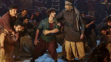 Thugs Of Hindostan: पहली बार अमिताभ बच्चन के साथ थिरकते नजर आएंगे आमिर खान, सामने आया फर्स्ट लुक