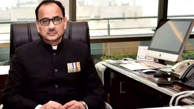 CBI vs CBI: केंद्र सरकार को झटका, सुप्रीम कोर्ट ने पलटा आदेश, आलोक वर्मा बने रहेंगे सीबीआई निदेशक