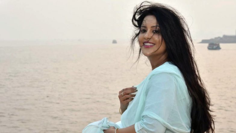 सेल्फी स्टंट विवाद को लेकर अमृता फड़णवीस ने दिया ऐसा बयान, आप भी जरूर पढ़ें