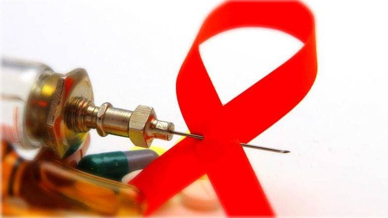 World AIDS Day 2019: एड्स को लेकर सतर्क अवश्य रहें, मगर भ्रातिंयां न पालें, जानें क्या-क्या करने से एड्स नहीं फैलता! World AIDS Day 2019: एड्स को लेकर सतर्क अवश्य रहें, मगर भ्रातिंयां न पालें, जानें क्या-क्या करने से एड्स नहीं फैलता!