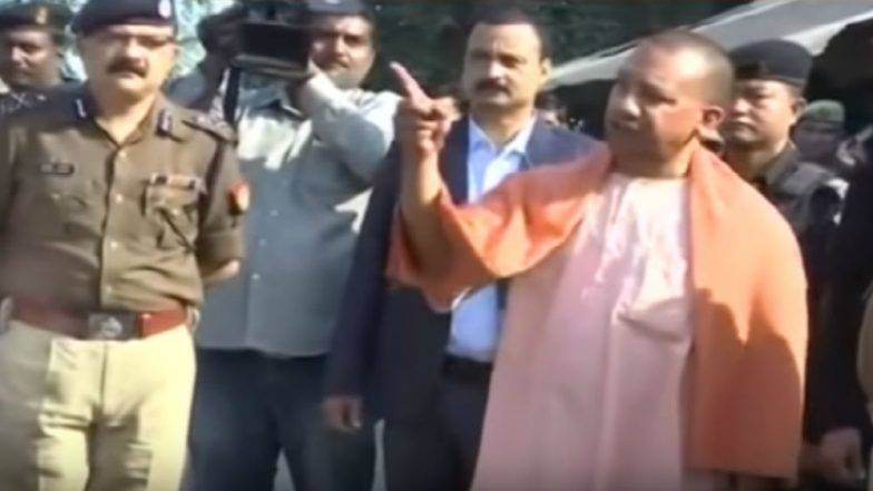 मुख्यमंत्री योगी आदित्यनाथ के अस्पताल दौरे से पहले पत्रकारों को रूम में लॉक करने का आरोप मुख्यमंत्री योगी आदित्यनाथ के अस्पताल दौरे से पहले पत्रकारों को रूम में लॉक करने का आरोप